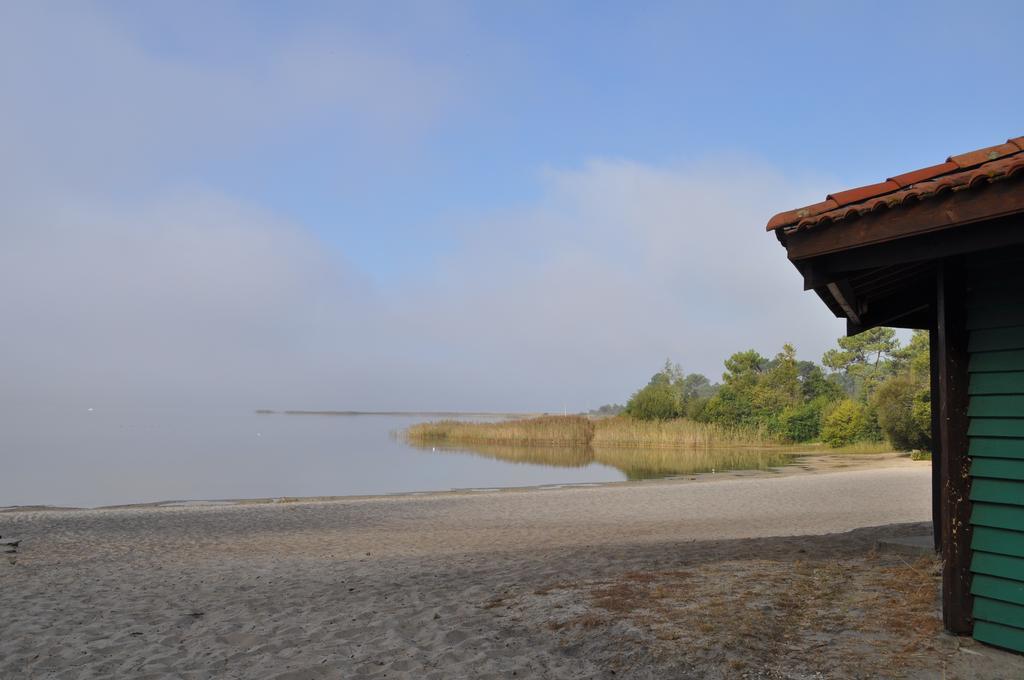 Les Eaux Qui Rient Bed & Breakfast Sanguinet Bagian luar foto